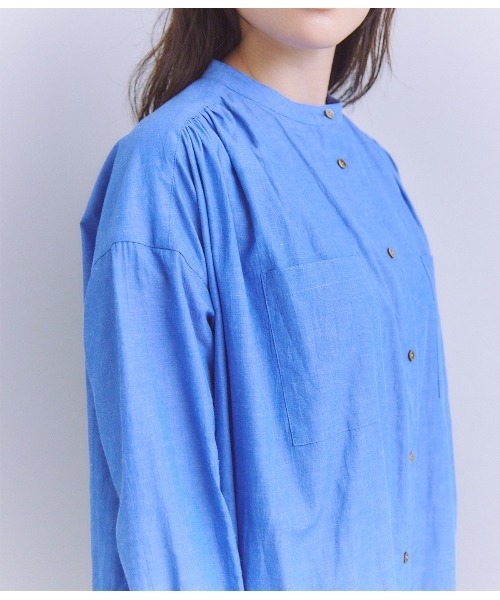 SIPULI（シプリ）の「Slab Yarn Cotton Lawn ボリュームシャツドレス（ワンピース・レディース・ブルー/ホワイト・2）」の17枚目の写真