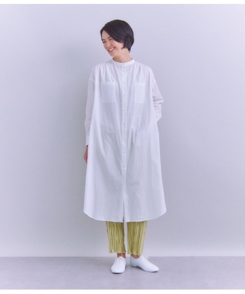 SIPULI（シプリ）の「Slab Yarn Cotton Lawn ボリュームシャツドレス（ワンピース・レディース・ブルー/ホワイト・2）」の10枚目の写真