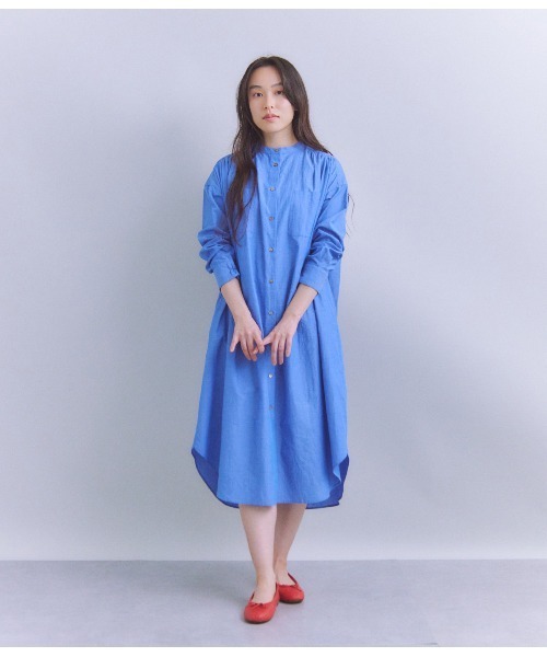 SIPULI（シプリ）の「Slab Yarn Cotton Lawn ボリュームシャツドレス（ワンピース・レディース・ブルー/ホワイト・2）」の11枚目の写真