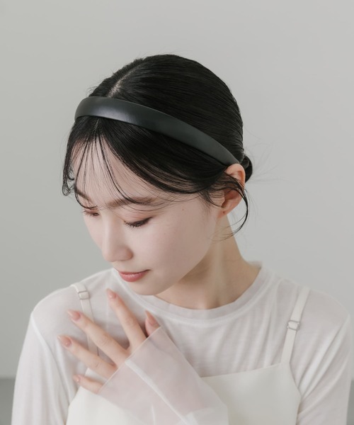 SMELLY（スメリー）の「シンプルカチューシャ（カチューシャ・レディース・ブラック・-）」の4枚目の写真