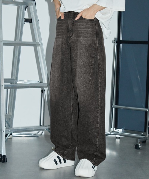 売り切り　デニムティアーズパンツ(黒) セール】ヴィンテージオーバーダイ加工バレルデニムパンツ