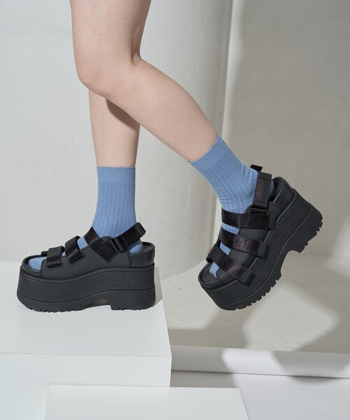 送関込み/UGG/ゴールデンライズ UGG Australia サンダル / GOLDEN RISE レディース : ZOZOTOWN