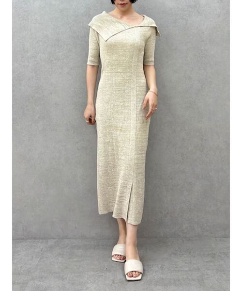 LAGUNAMOON（ラグナムーン）の「アシメネックリブハーフスリーブニットワンピース（ワンピース・レディース・アイボリー/ブラック/ライトグレー・MEDIUM/SMALL）」の2枚目の写真