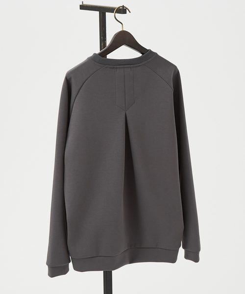 ABAHOUSE（アバハウス）の「【インバーテッドプリーツ】 ダンボールニット プルオーバー/クルーネック スウェット（スウェット・メンズ・チャコールグレー/グレイッシュベージュ/オレンジ・44/48/46）」の13枚目の写真