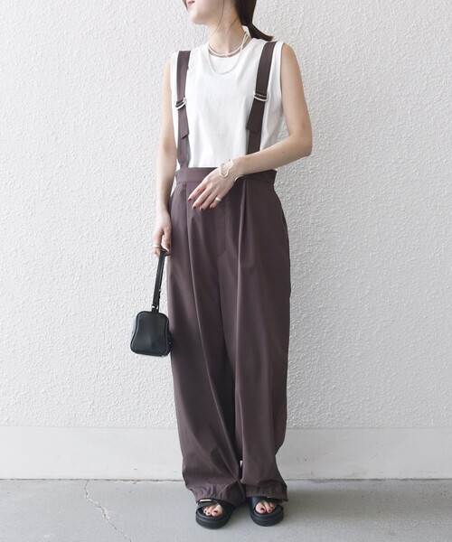 SHIPS any（シップス エニィ）の「SHIPS any:〈洗濯機可能〉ドロスト ワイド サロペット × ノースリーブ TEE セット（サロペット/オーバーオール・レディース・ブラック/ブラウン/ベージュ・ONE SIZE）」の19枚目の写真