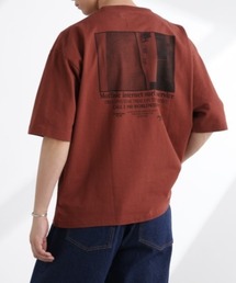 NANO universe（ナノユニバース）の「「MOFFISIE」1.0オリジナルプリント Tシャツ 半袖（Tシャツ/カットソー・メンズ）」