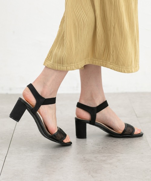Honeys（ハニーズ）の「ゴム使いヒールサンダル（サンダル・レディース・ブラック系その他2/ブラック系その他/グレー・L/M/S/LL）」の6枚目の写真