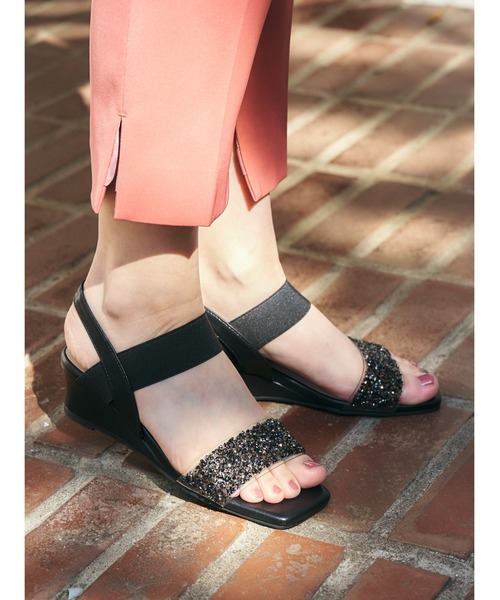 Realta(レアルタ)の「Realta(レアルタ)4cmウェッジソールキラキラビジューウェッジサンダル(サンダル・レディース・ピンク/ブラック/シルバー・S/M/L/LL)」の11枚目の写真