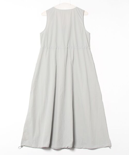 H.TOKYO（エイチトウキョウ）の「ナイロンジャンパースカート（ジャンパースカート・レディース・ブラック/グレー/ベージュ・FREE）」の8枚目の写真