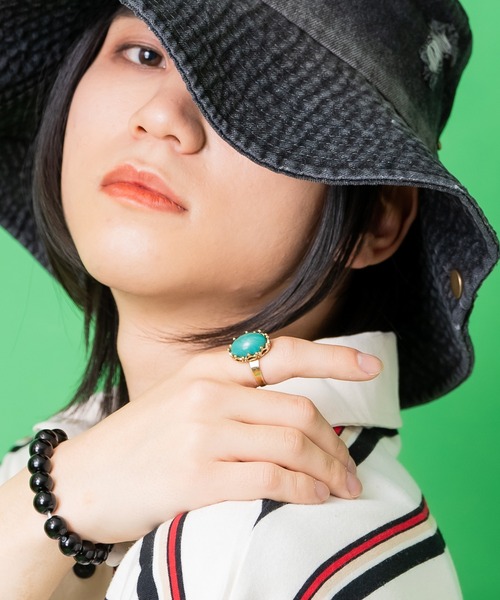 an meets zakka（アンミツザッカ）の「an meets zakka レトロアクリルストーンフリーサイズリング（リング・レディース・ホワイト系1/ホワイト系2/アイボリー系2/ピンク系その他2/レッド系1/レッド系2/ブラック系2/ブルー系2/ネイビー系2/グリーン系1/ネイビー系1/ピンク系1/ピンク系2/ブラック系1/アイボリー系1/ピンク系その他/ブルー系1/グリーン系2・FREE）」の9枚目の写真