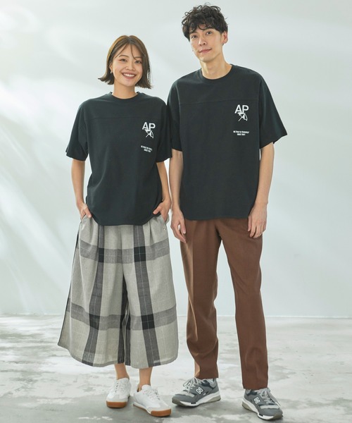 Arnold Palmer（アーノルドパーマー）の「APロゴ シェア フットボール Tシャツ（Tシャツ/カットソー・レディース・ブラック/アイボリー・XS/S/M/L/LL）」の12枚目の写真