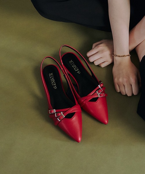 et.UNiVER(エトユニベール)の「strap overlay pumps(パンプス・レディース・レッド/シルバー/ブラック/ゴールド・LL/S/M/L)」の5枚目の写真