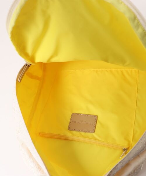 tsumori chisato CARRY(ツモリチサトキャリー)の「リュック ツモリチサト スカラップ(バックパック/リュック・レディース・ベージュ/グリーン/ブラック・FREE)」の7枚目の写真