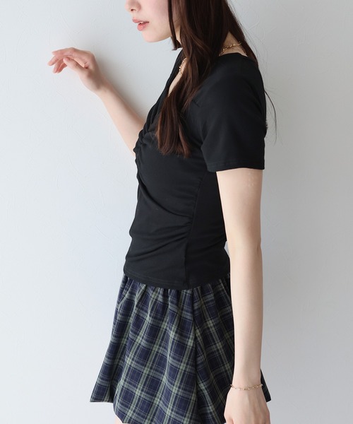 BLUEEAST(ブルーイースト)の「半袖ハートネックギャザーTシャツ(Tシャツ/カットソー・レディース・ブラック/ホワイト/ピンク・MEDIUM)」の15枚目の写真