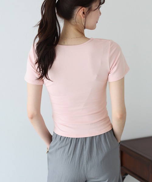 BLUEEAST(ブルーイースト)の「半袖ハートネックギャザーTシャツ(Tシャツ/カットソー・レディース・ブラック/ホワイト/ピンク・MEDIUM)」の10枚目の写真