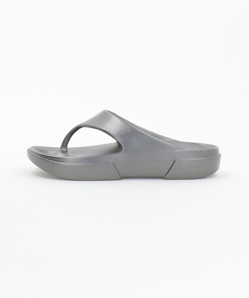 PAES（ペイズ）の「＜PAES＞FLIPFLOP COATING サンダル（サンダル・レディース・シルバー/ダークブラウン/ホワイト・23cm/24cm/25cm）」の7枚目の写真