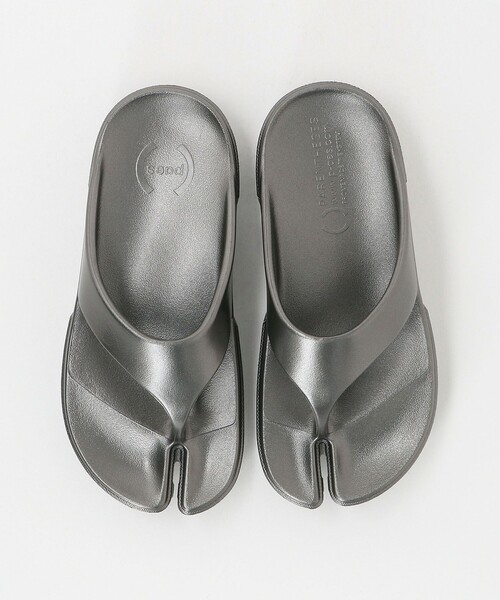 PAES（ペイズ）の「＜PAES＞FLIPFLOP COATING サンダル（サンダル・レディース・シルバー/ダークブラウン/ホワイト・23cm/24cm/25cm）」の9枚目の写真