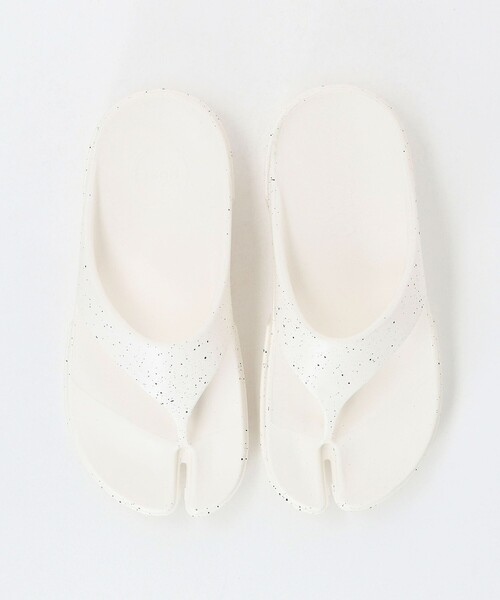 PAES（ペイズ）の「＜PAES＞FLIPFLOP COATING サンダル（サンダル・レディース・シルバー/ダークブラウン/ホワイト・23cm/24cm/25cm）」の21枚目の写真