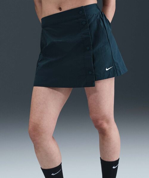 Nike バーガンディ スポーツスカート