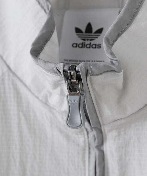 新品未使用ADIDAS / アディダス 2000 TTサイズXLブラック adidas WOMENS OVERSIZED ZIP OFF TRACKTOP BLACK （アディダス