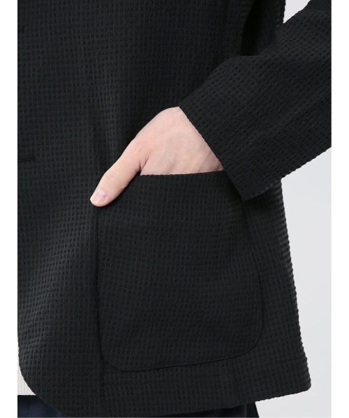 TAKA-Q(タカキュー)の「【ストレッチ 吸水速乾 ウォッシャブル】タカキュー ドットエア サッカーチェック 2ボタン シャツジャケット(テーラードジャケット・メンズ・ネイビー/ブラック・X-LARGE/LARGE/MEDIUM)」の11枚目の写真