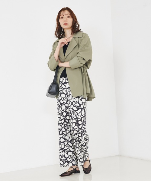 qualite（カリテ）の「【撥水/接触冷感】ボックスタックダブルジャケット（トレンチコート・レディース・アイボリー/カーキ・38/36）」の5枚目の写真