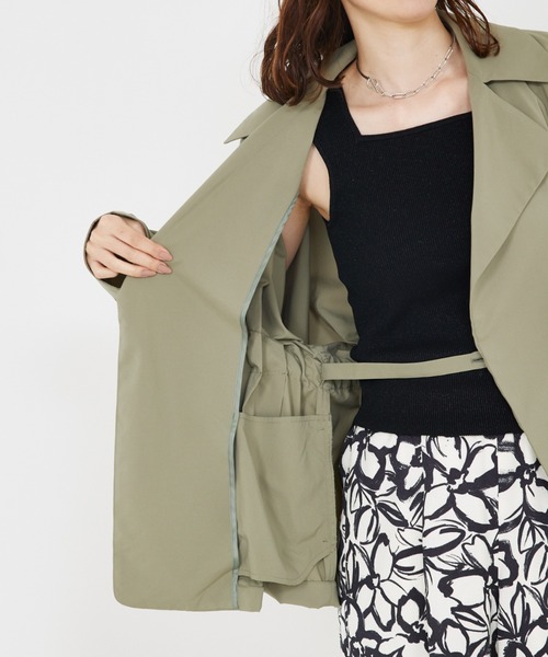 qualite（カリテ）の「【撥水/接触冷感】ボックスタックダブルジャケット（トレンチコート・レディース・アイボリー/カーキ・38/36）」の14枚目の写真