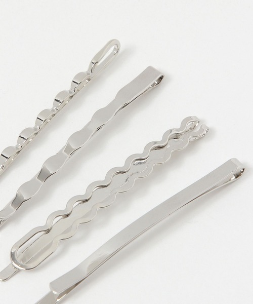 FOREVER 21（フォーエバー トゥエンティーワン）の「4セットヘアピン（ヘアピン・レディース・シルバー・FREE）」の5枚目の写真