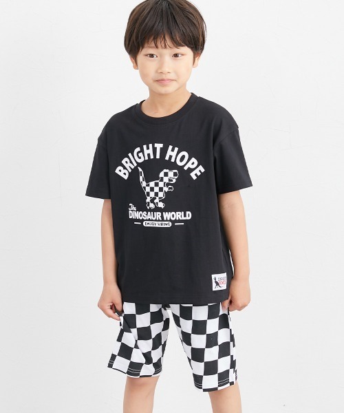 バーバリーチルドレン他シャツ3枚とハーフパンツのセット バーバリーチルドレン他シャツ3枚とハーフパンツのセット