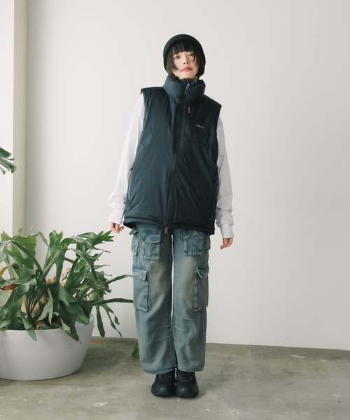 NANGA(ナンガ)の「NANGA/ナンガ AURORA TEX STAND COLLAR DOWN VEST ダウンベスト(ダウンベスト・メンズ・ブラック・XL/M)」の6枚目の写真