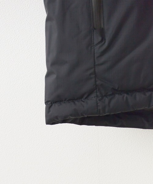 NANGA(ナンガ)の「NANGA/ナンガ AURORA TEX STAND COLLAR DOWN VEST ダウンベスト(ダウンベスト・メンズ・ブラック・XL/M)」の22枚目の写真