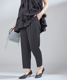 ships little black（シップスリトルブラック）の「troisiemeCHACO:〈手洗い可能〉テーパード パンツ（スラックス）」