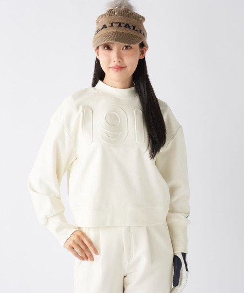 FILA GOLF(フィラゴルフ )の「裏起毛ショート丈プルオーバー(スウェット・レディース・オフホワイト/グレー/ブラック・X-LARGE/LARGE/SMALL/MEDIUM)」の1枚目の写真