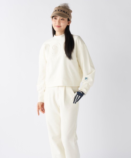 FILA GOLF(フィラゴルフ )の「裏起毛ショート丈プルオーバー(スウェット・レディース・オフホワイト/グレー/ブラック・X-LARGE/LARGE/SMALL/MEDIUM)」の6枚目の写真