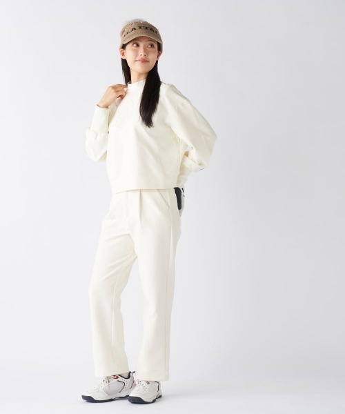 FILA GOLF(フィラゴルフ )の「裏起毛ショート丈プルオーバー(スウェット・レディース・オフホワイト/グレー/ブラック・X-LARGE/LARGE/SMALL/MEDIUM)」の8枚目の写真