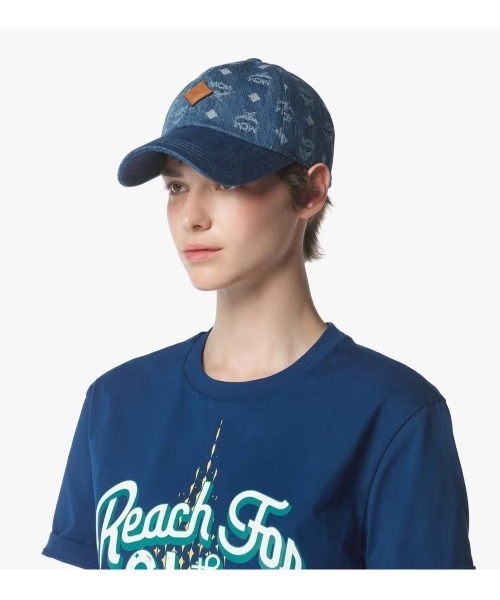 MCM ロゴキャップ MCM（エムシーエム）の「エッセンシャル ロゴキャップ