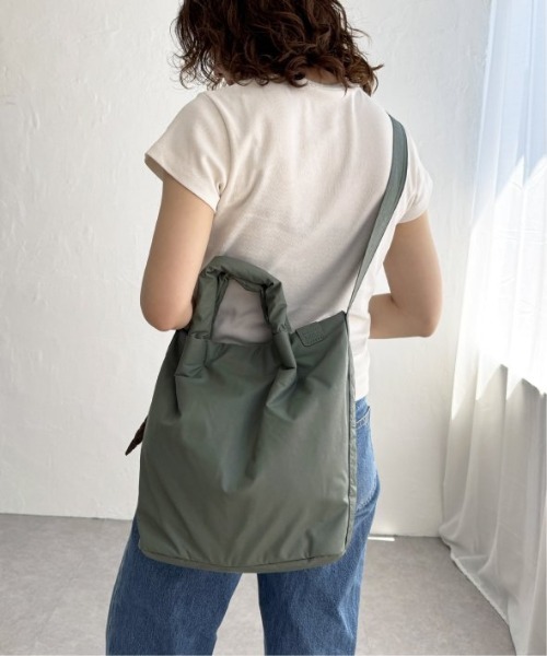 LBC(エルビーシー)の「合皮パフ2WAYトートバッグ(ショルダーバッグ・レディース・カーキブラウン/グリーン/ダークブラウン・FREE)」の15枚目の写真