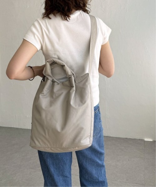 LBC(エルビーシー)の「合皮パフ2WAYトートバッグ(ショルダーバッグ・レディース・カーキブラウン/グリーン/ダークブラウン・FREE)」の20枚目の写真