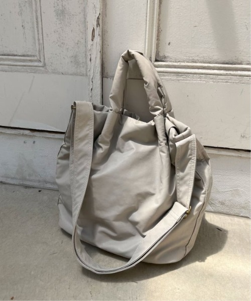 LBC(エルビーシー)の「合皮パフ2WAYトートバッグ(ショルダーバッグ・レディース・カーキブラウン/グリーン/ダークブラウン・FREE)」の17枚目の写真