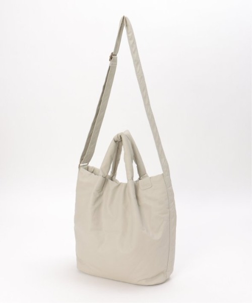 LBC(エルビーシー)の「合皮パフ2WAYトートバッグ(ショルダーバッグ・レディース・カーキブラウン/グリーン/ダークブラウン・FREE)」の4枚目の写真