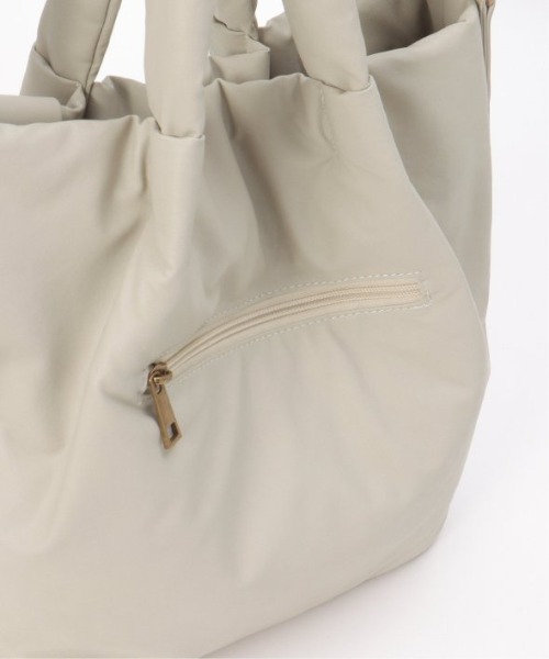 LBC(エルビーシー)の「合皮パフ2WAYトートバッグ(ショルダーバッグ・レディース・カーキブラウン/グリーン/ダークブラウン・FREE)」の11枚目の写真