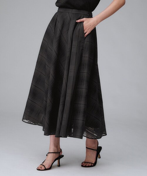 UNTITLED（アンタイトル）の「【セットアップ可/後ろウエストゴム】シアーチェックスカート（スカート・レディース・パープル系/チャコールグレー・50/48/46/44/42/04/03/02/01/00）」の5枚目の写真