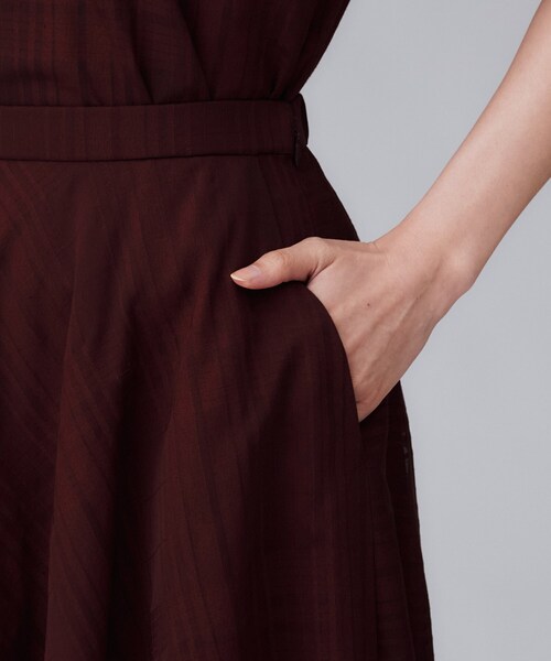 UNTITLED（アンタイトル）の「【セットアップ可/後ろウエストゴム】シアーチェックスカート（スカート・レディース・パープル系/チャコールグレー・50/48/46/44/42/04/03/02/01/00）」の17枚目の写真