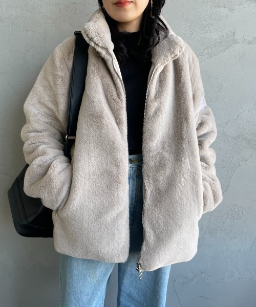 TATRAS（タトラス）の「[TATRAS/タトラス] ASTONI ファーブルゾン（ブルゾン・レディース・ライトグレー/ブラック・3/2/4）」の3枚目の写真