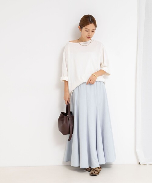 NOLLEY’S(ノーリーズ)の「【MD 二見☆別注】oversized cotton T-shirt(Tシャツ/カットソー・レディース・ダークグリーン/ブラック/オフホワイト/ブルー系その他7/ホワイト系その他4・FREE)」の13枚目の写真