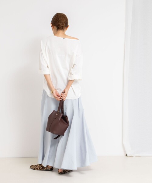 NOLLEY’S(ノーリーズ)の「【MD 二見☆別注】oversized cotton T-shirt(Tシャツ/カットソー・レディース・ダークグリーン/ブラック/オフホワイト/ブルー系その他7/ホワイト系その他4・FREE)」の15枚目の写真