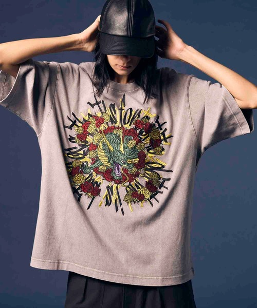 UNISEX》Various Artists Embroidery Prime-Over Crew Neck T