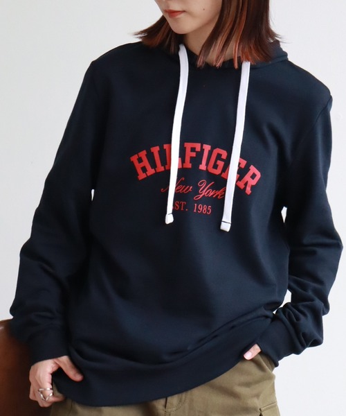 TOMMY HILFIGER（トミーヒルフィガー）の「【TOMMY HILFIGER/トミーヒルフィガー】 ロゴ ライトウェイトパーカー（パーカー・メンズ・ネイビー・S/M/L）」の4枚目の写真