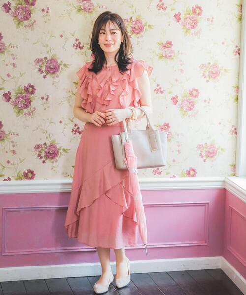 ITS'DEMO（イッツデモ）の「【手洗い可／セットアップ可】シアーフリルブラウス（シャツ/ブラウス・レディース・ダークブラウン/ブラック/ベビーピンク・00）」の22枚目の写真