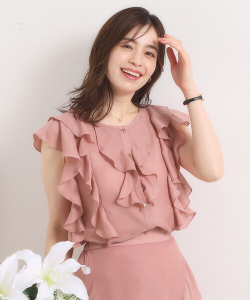 ITS'DEMO（イッツデモ）の「【手洗い可／セットアップ可】シアーフリルブラウス（シャツ/ブラウス・レディース・ダークブラウン/ブラック/ベビーピンク・00）」の17枚目の写真